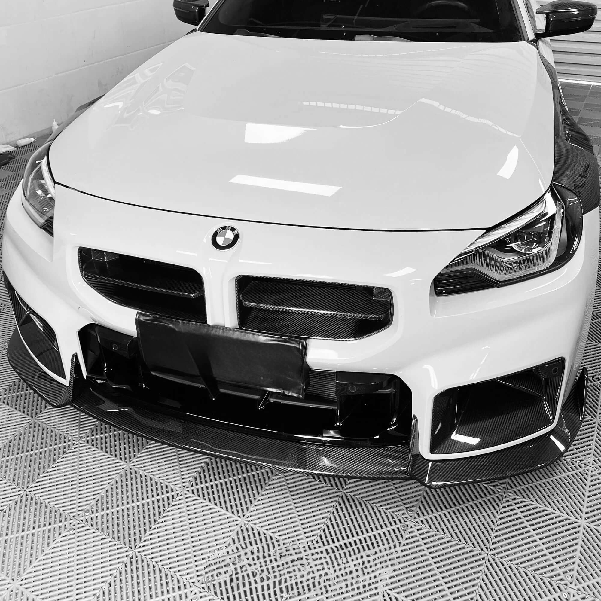 Front Lip in Carbon Fiber - BMW M2 G87 - Image 3